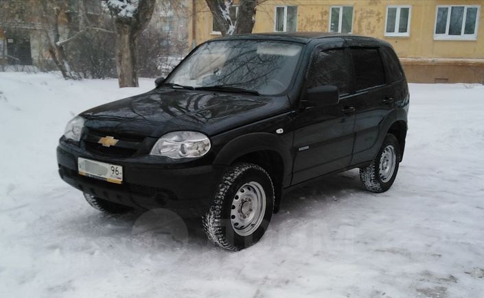 SUV   Chevrolet Niva 2012 , 320000 , 