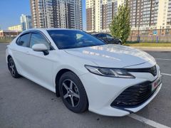 Седан Toyota Camry 2018 года, 3000000 рублей, Барнаул