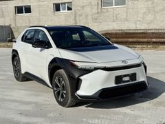SUV или внедорожник Toyota bZ4X 2023 года, 4750000 рублей, Благовещенск