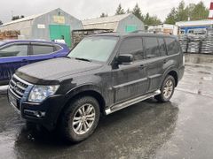 SUV или внедорожник Mitsubishi Pajero 2017 года, 2900000 рублей, Екатеринбург