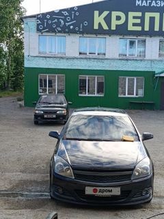 Хэтчбек 3 двери Opel Astra GTC 2006 года, 330000 рублей, Барабинск