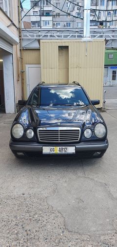 Универсал Mercedes-Benz E-Class 1997 года, 520000 рублей, Новороссийск