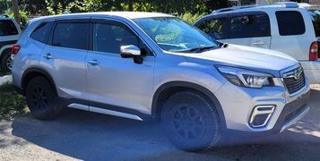SUV или внедорожник Subaru Forester 2019 года, 3050000 рублей, Владивосток