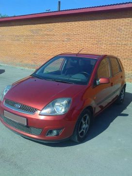  Ford Fiesta 2006 , 320000 , 