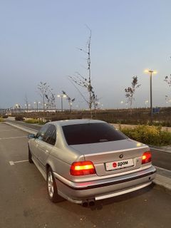 Седан BMW 5-Series 1998 года, 495000 рублей, Екатеринбург