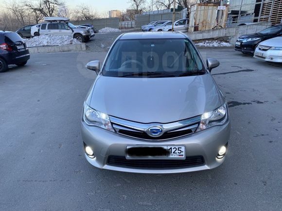  Toyota Corolla Axio 2013 , 740000 , 