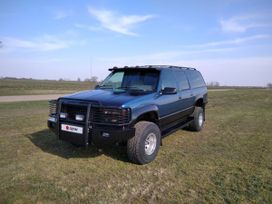 SUV   Chevrolet Suburban 1994 , 950000 , 