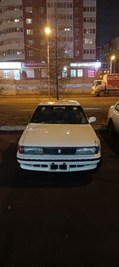 Седан Toyota Chaser 1989 года, 230000 рублей, Красноярск