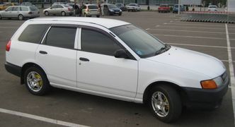 Универсал Nissan AD 2003 года, 240000 рублей, Томск