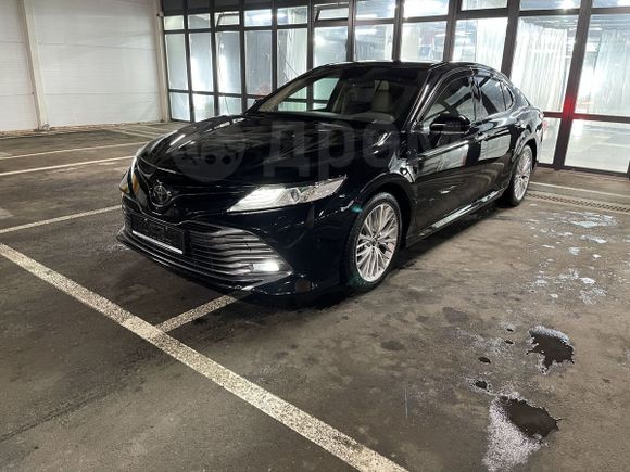  Toyota Camry 2018 , 2300000 , 