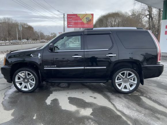 SUV   Cadillac Escalade 2008 , 1350000 , 