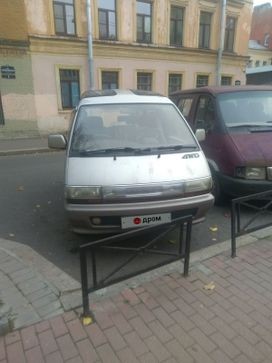    Toyota Town Ace 1990 , 245000 , -