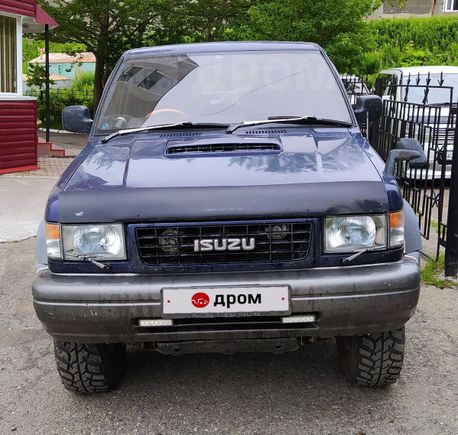  3  Isuzu Bighorn 1994 , 380000 , -