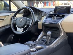 SUV или внедорожник Lexus NX200 2017 года, 3100000 рублей, Кызыл