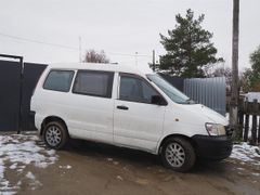 Минивэн или однообъемник Toyota Town Ace 2000 года, 385000 рублей, Челябинск