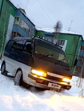    Mazda Bongo 1988 , 200000 , 