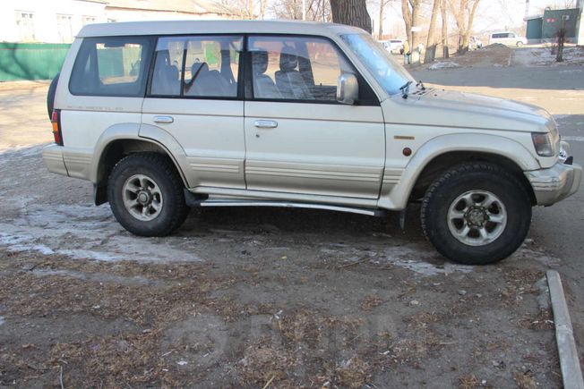 SUV   Mitsubishi Pajero 1991 , 208500 , 