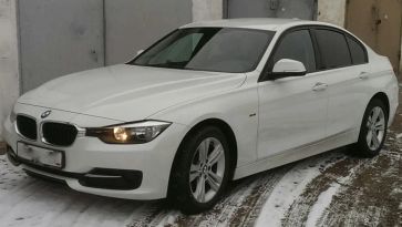  BMW 3-Series 2011 , 1050000 , -