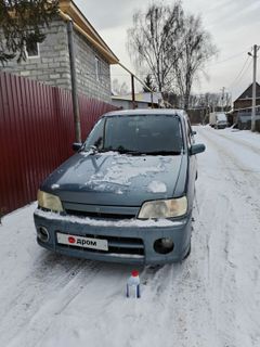 Хэтчбек Nissan Cube 2000 года, 210000 рублей, Новосибирск