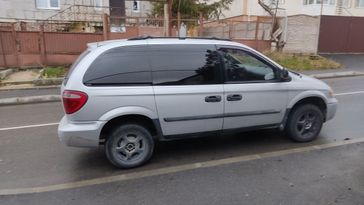 Минивэн или однообъемник Dodge Caravan 2004 года, 650000 рублей, Симферополь