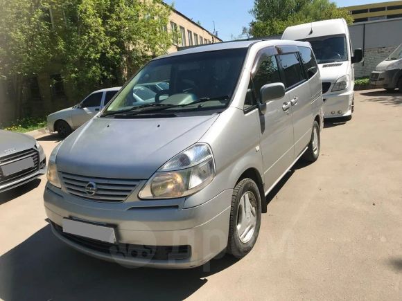    Nissan Serena 2004 , 400000 , 