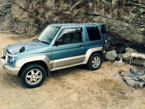 SUV   Mitsubishi Pajero Junior 1997 , 200000 , 