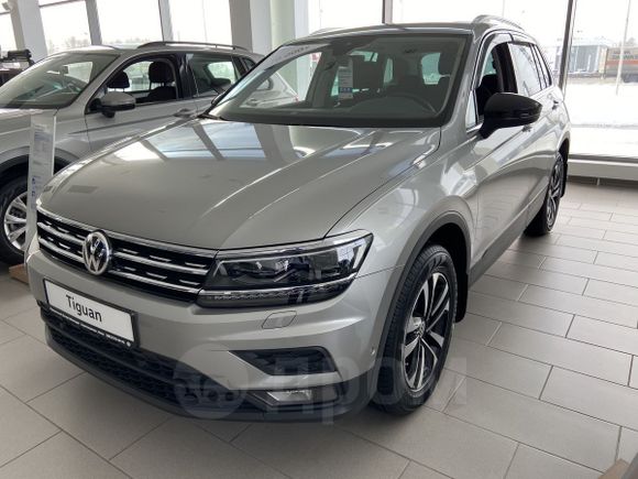 SUV   Volkswagen Tiguan 2019 , 2025000 , 