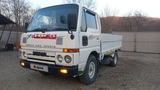 Бортовой грузовик Nissan Atlas 1991 года, 950000 рублей, Дунай