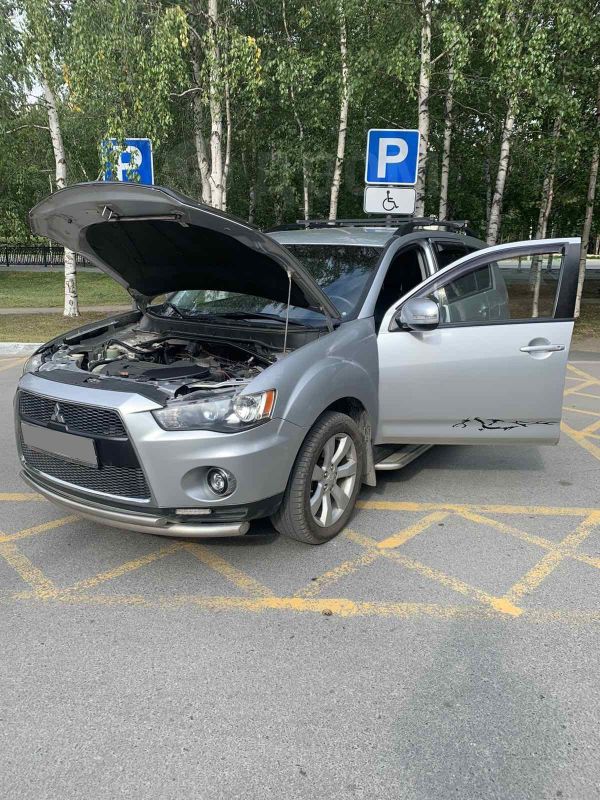 SUV   Mitsubishi Outlander 2010 , 800000 , 