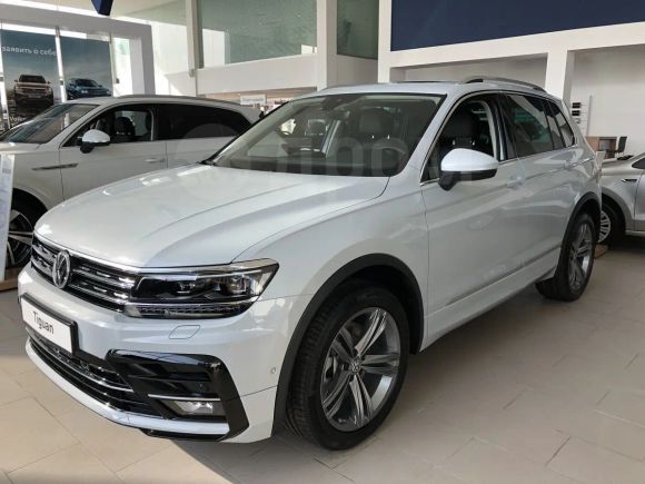 SUV   Volkswagen Tiguan 2019 , 2695200 , 