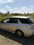  Honda Fit Shuttle 2014 , 695000 , 