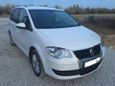    Volkswagen Touran 2009 , 605000 , 