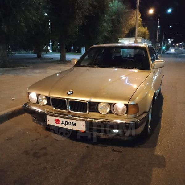  BMW 7-Series 1992 , 200000 , 