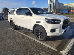 Пикап Toyota Hilux 2022 года, 5300000 рублей, Новосибирск