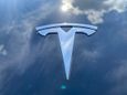 SUV   Tesla Model Y 2021 , 6090000 , 
