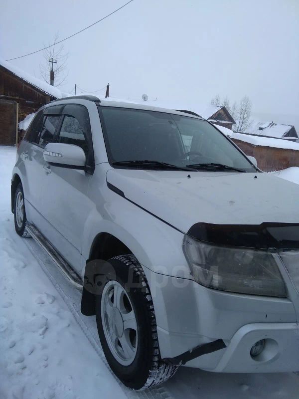 SUV   Suzuki Grand Vitara 2011 , 850000 , 