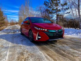 Лифтбек Toyota Prius PHV 2018 года, 2550000 рублей, Иркутск