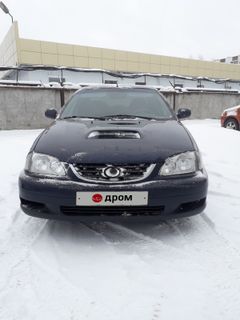 Седан Toyota Avensis 2001 года, 220000 рублей, Сургут