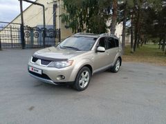 SUV или внедорожник Mitsubishi Outlander 2007 года, 1150000 рублей, Омск