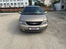    Chrysler Town and Country 2002 , 790000 , 