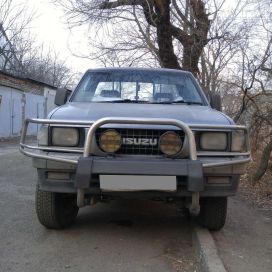 SUV   Isuzu Rodeo 1990 , 250000 , 