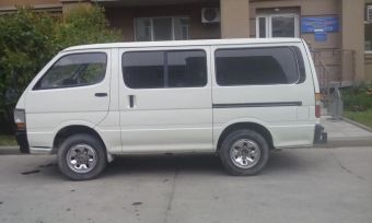    Toyota Hiace 1995 , 350000 , 