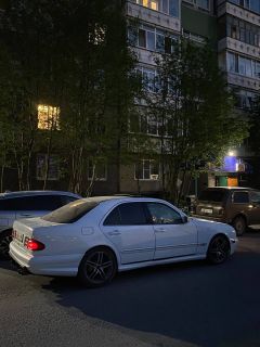 Седан Mercedes-Benz E-Class 1999 года, 495000 рублей, Пыть-Ях