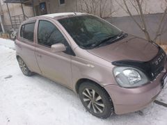 Хэтчбек Toyota Vitz 2002 года, 300000 рублей, Якутск