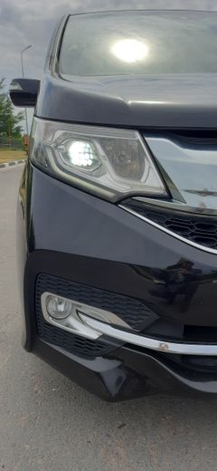 Минивэн или однообъемник Honda Stepwgn 2016 года, 1900000 рублей, Брянск