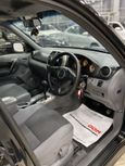 SUV   Toyota RAV4 2000 , 587000 , 