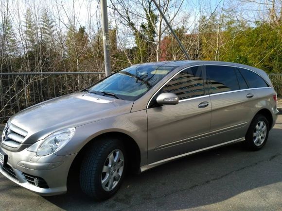    Mercedes-Benz R-Class 2006 , 745000 , 