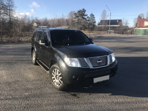 SUV   Nissan Pathfinder 2011 , 830000 , -