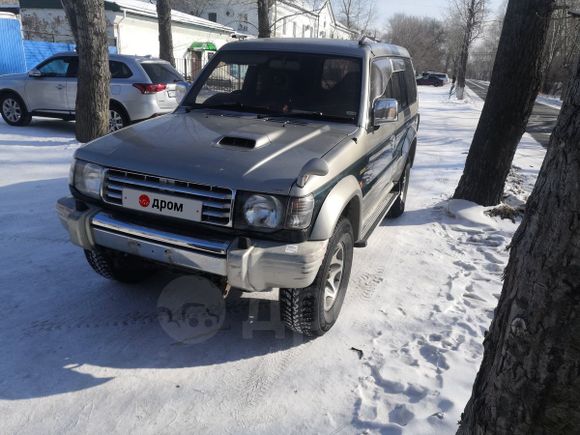 SUV   Mitsubishi Pajero 1984 , 360000 , --