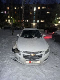 Седан Chevrolet Cruze 2011 года, 450000 рублей, Нижневартовск